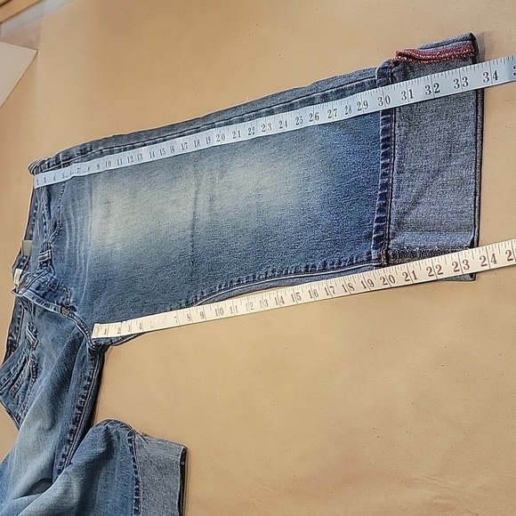 Abercrombie & Fitch 1892 Size 6, Vintage Cuffed Capri Jeans, Exc. Used Condition - Picture 6 of 15